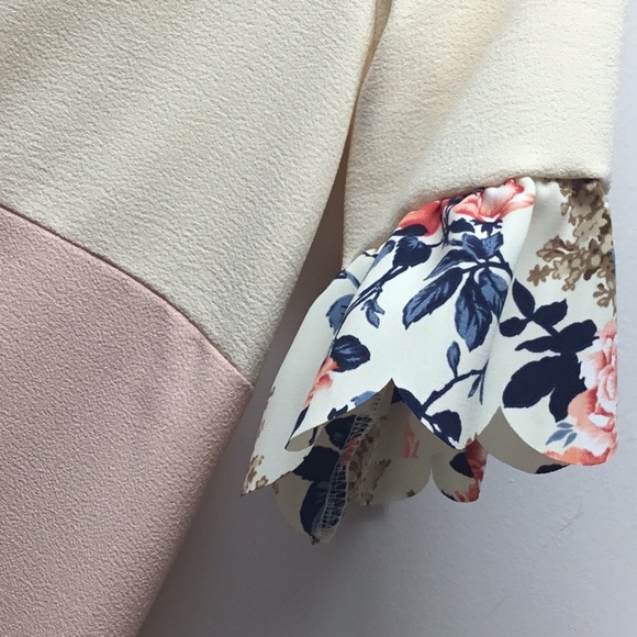 Scallop trim pastel floral block dress 💐 Easter - Picture 3 of 4